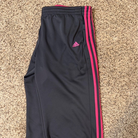 adidas capri joggers - Picture 2 of 5